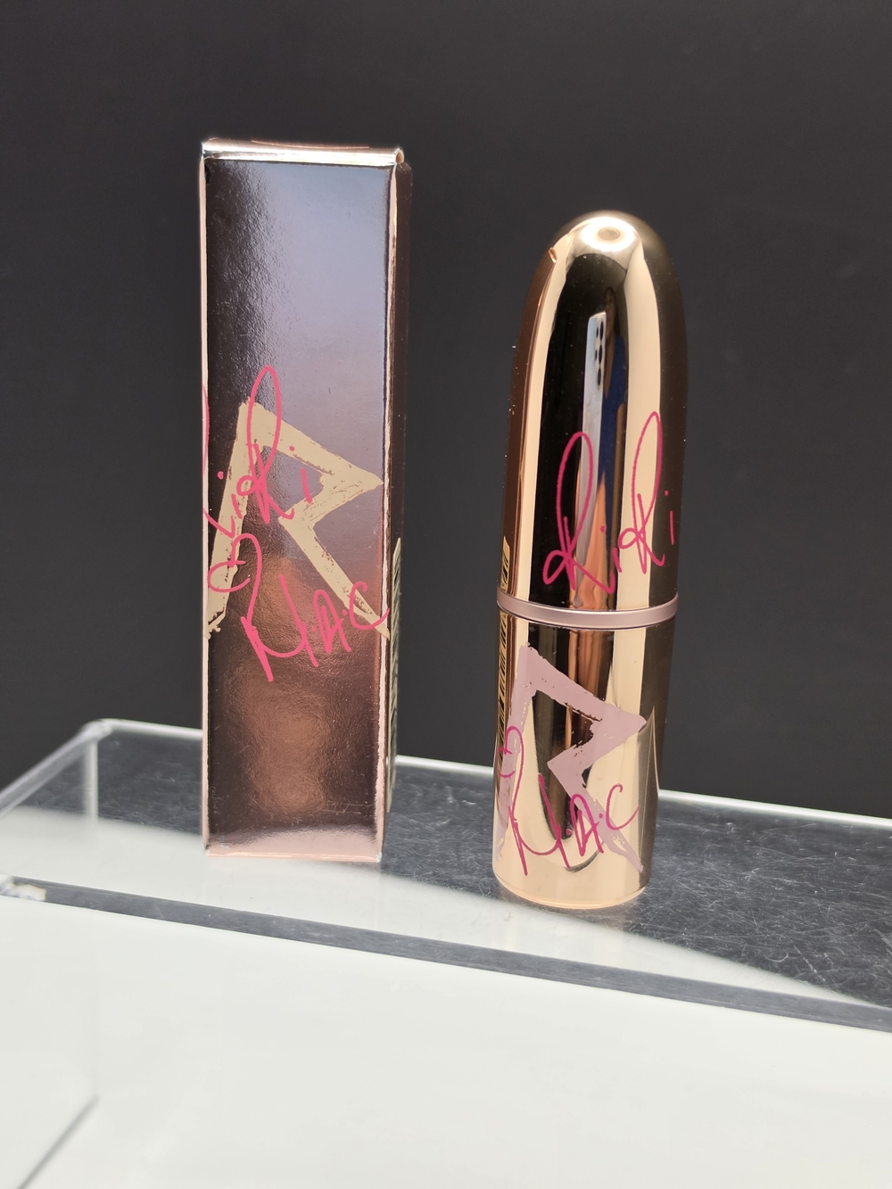 LIMITED EDITION MAC × RIRI COLLECTION LIPSTICK- "NUDE"